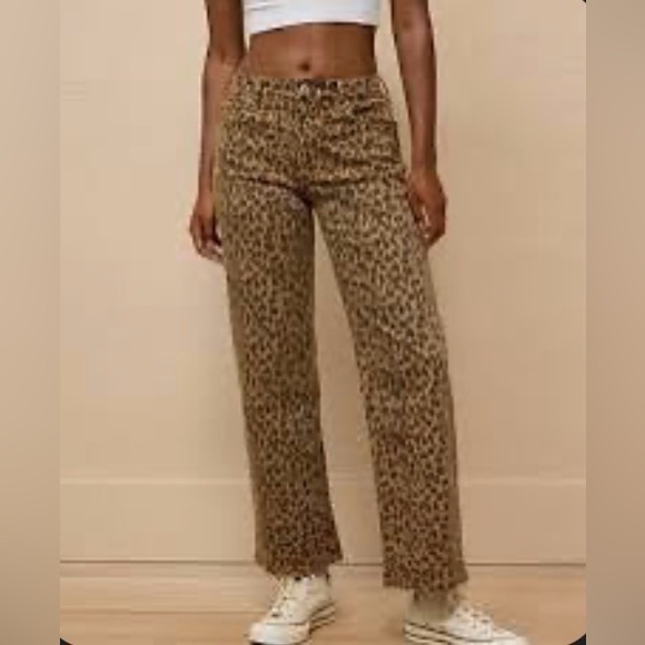 American Eagle Outfitters Denim - American Eagle Outfitters Leopard Print Straight Leg Jeans